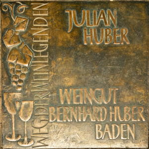 Bild vergr&ouml;&szlig;ern: Weg der Weinlegenden: Julian Huber und das Weingut Bernhard Huber © Martin Zimnol
