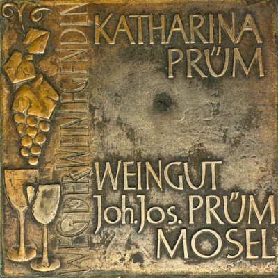 Bild vergr&ouml;&szlig;ern: Weg der Weinlegenden: Katharina Prüm und das Weingut Jos. Jos. Prüm © Martin Zimnol