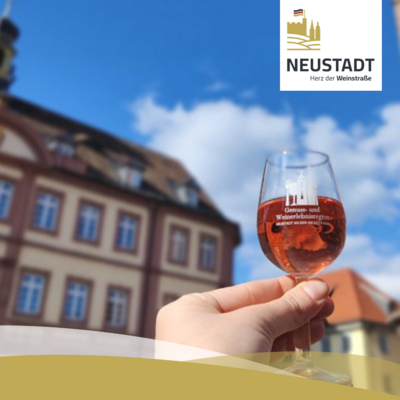 Rosaroter Spaziergang durch unsere historische Altstadt
