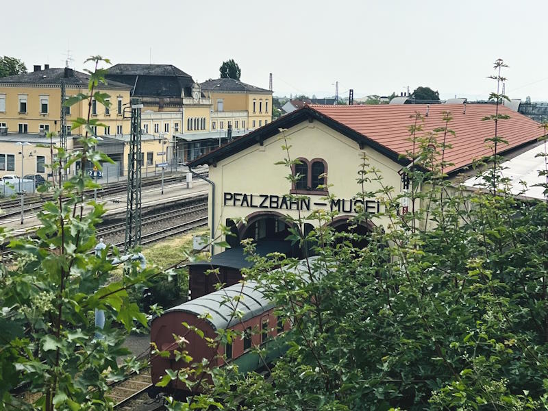 Blick auf das Eisenbahnmuseum