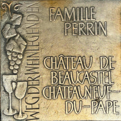 Bild vergr&ouml;&szlig;ern: Weg der Weinlegenden: das Chateau de Beaucastel der Familie Perrin in Chateauneuf du Pape