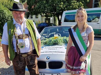 Bild vergr&ouml;&szlig;ern: 4_Stadt Kirchheimbolanden vetreten durch Braugerstenkönigin Larissa I. und Bierkönig Ludwig I.