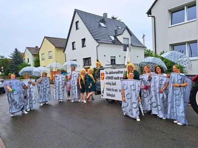Bild vergr&ouml;&szlig;ern: 40_4von hier&Dubbegirls