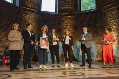 Die Stadt erhält in Berlin den Preis Bildung für nachhaltige Entwicklung