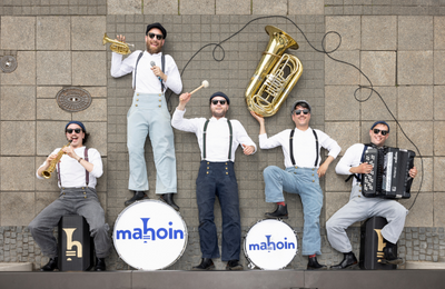 Bild vergr&ouml;&szlig;ern: Mahoin