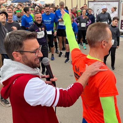 Bild vergr&ouml;&szlig;ern: Frank in Aktion beim Neustadter Altstadtlauf