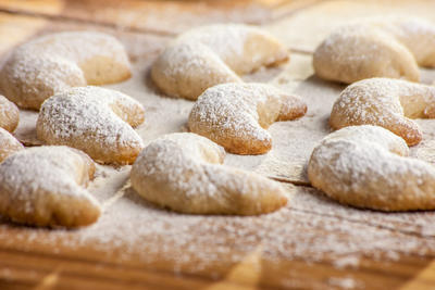 Bild vergr&ouml;&szlig;ern: Vanille Kipferl © Fotolia.de_ cmfotoworks