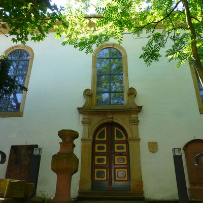 Bild vergr&ouml;&szlig;ern: Alte Winzinger Kirche