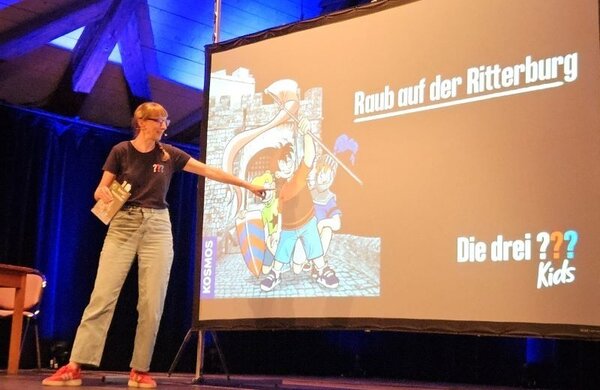 Bild vergrößern: Lesesommer Stadtbücherei 2