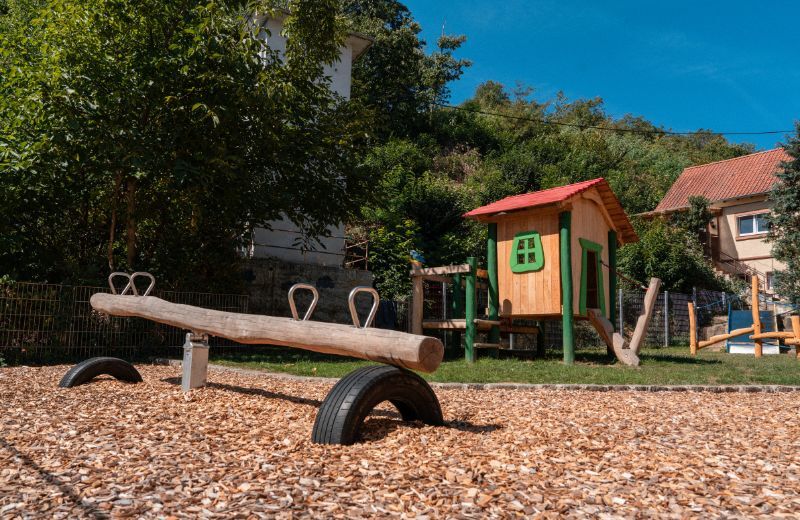 Spielplatz - im Maisental