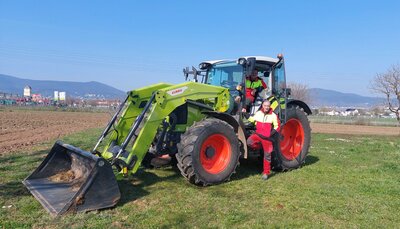 Bild vergr&ouml;&szlig;ern: Feldhüter: Marcus Westermann und Andreas Remy kümmern sich um 4.500 Hektar Weinberge, Wiesen und Sträucher