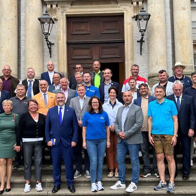 Gruppenfoto vom Treffen 2025 - Neustadt in Europa