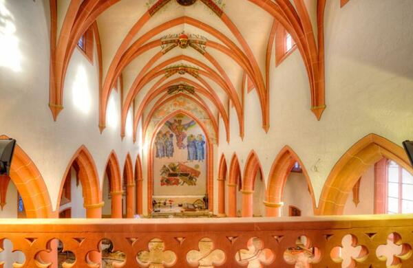 Bild vergr&ouml;&szlig;ern: Stiftskirche in Neustadt an der Weinstraße innen