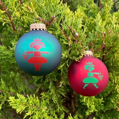 Bild vergr&ouml;&szlig;ern: Christbaumkugeln mit Ampelkönigin grün und rot