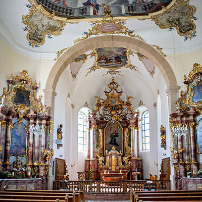 Bild vergr&ouml;&szlig;ern: Kath. Pfarrkirche St. Jakobus Hambach © kgp.de