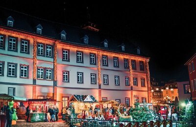 Bild vergrößern: Weihnachtsmarkt der Kunigunde in Neustadt an der Weinstraße 