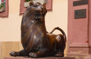 Bild vergr&ouml;&szlig;ern: Rathauslöwe oder Leo