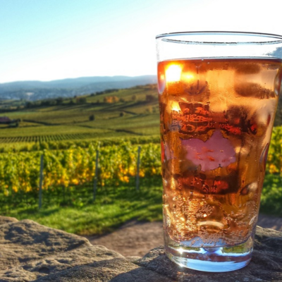 Bild vergr&ouml;&szlig;ern: Weinschorle