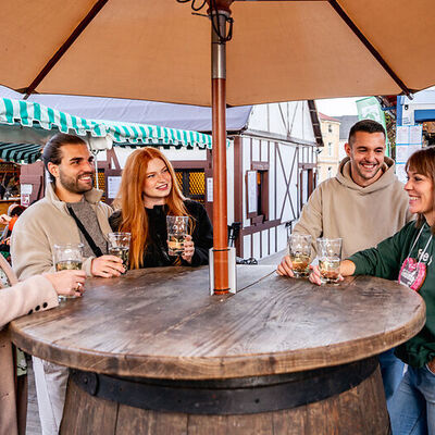 Bild vergr&ouml;&szlig;ern: Deutsches Weinlesefest - das Winzerdorf Haiselscher
